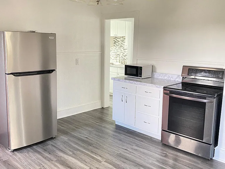 1051 Farber Ct #2 — Photo 34