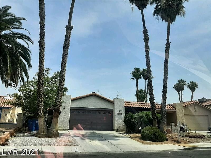 1st image of 2604 Lourdes Ave