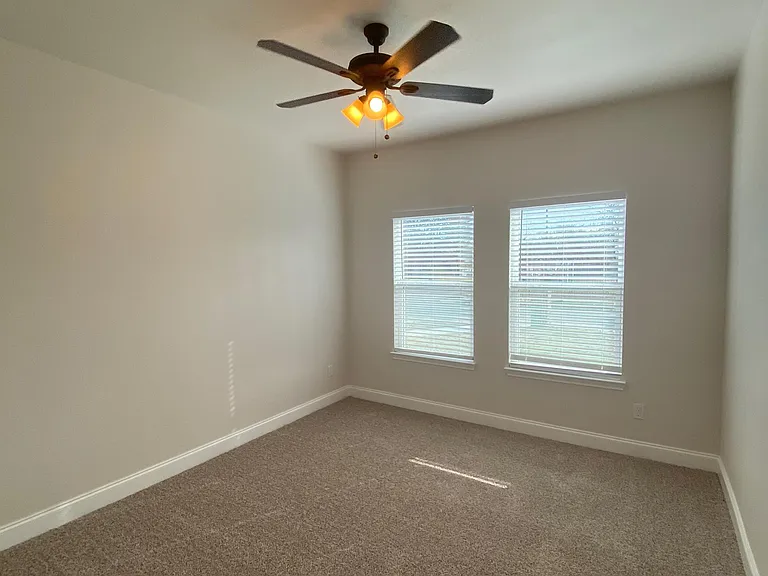 2202 Jones St — Photo 10