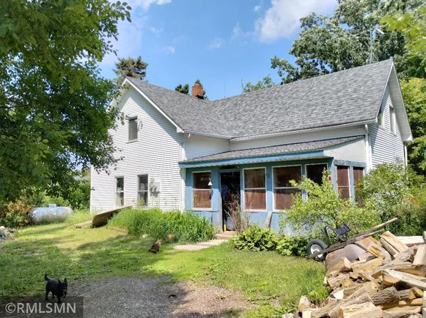 8371 530th St, Rush City, MN 55069