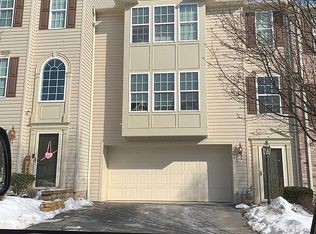 2408 Michael Dr, Pittsburgh, PA