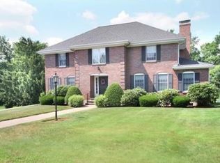 15 Plymouth Rd, Winchester, MA 01890