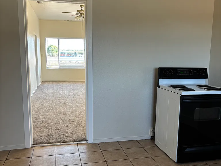 15930 E State Highway 120 — Photo 10