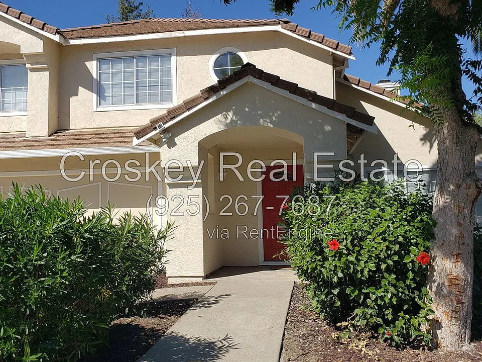4717 Knollpark Cir