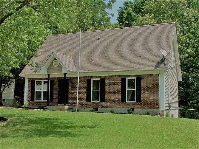 1st image of 515 Ginkgo Dr