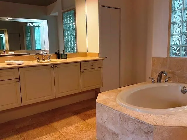 8387 Ironhorse Ct — Photo 6