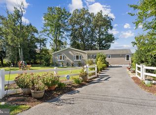 7654 Bay St, Pasadena, MD 21122