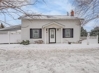 2376 Ridge Rd, Ransomville, NY 14131