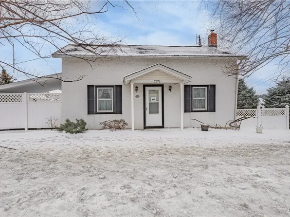 2376 Ridge Rd, Ransomville, NY 14131