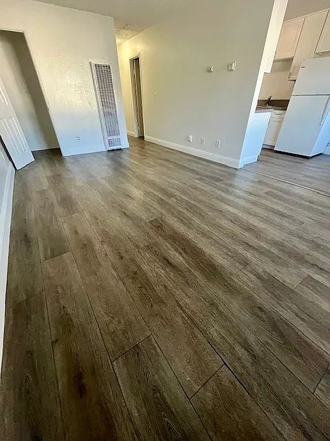 2 bed, $2,085 — Photo 4