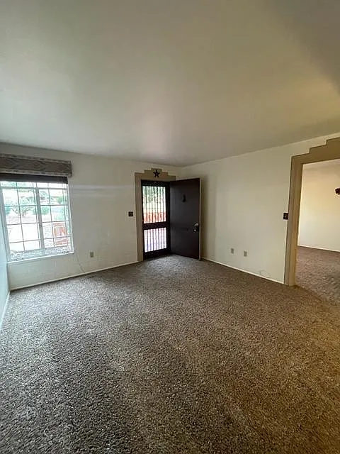 1 bed, 1.0 bath, 588 sqft, $1,200 — Photo 3