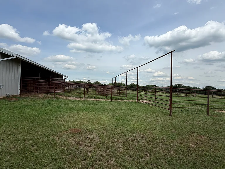2074 County Road 416 — Photo 3