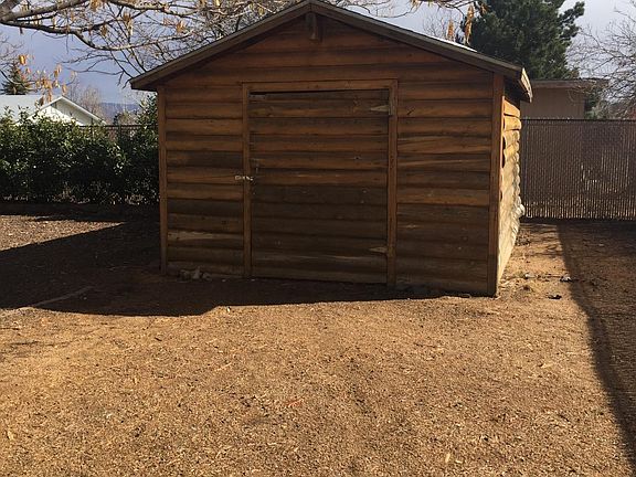 Outdoor shed