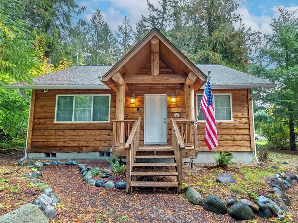 111 Portal Street, Packwood, WA 98361