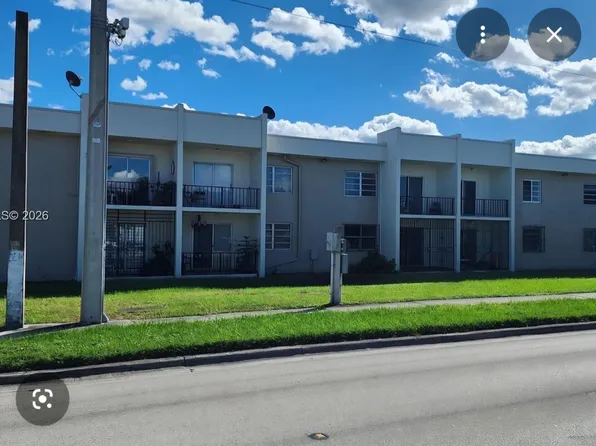 9000 SW 24th St, Miami, FL