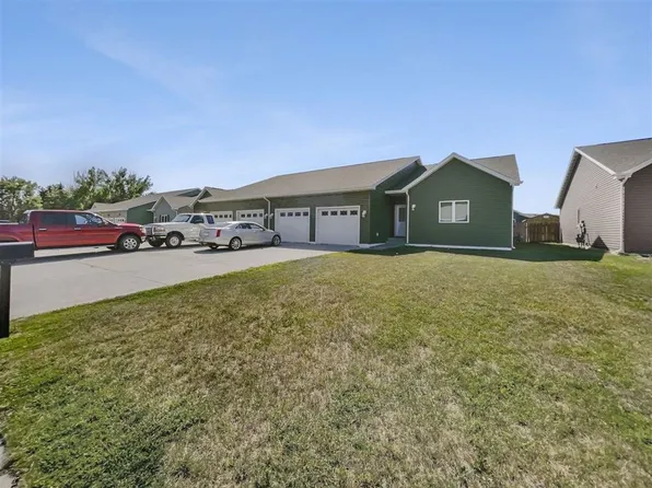 414 2nd Ave SW, 414 2nd Ave SW #1, Surrey, ND 58785