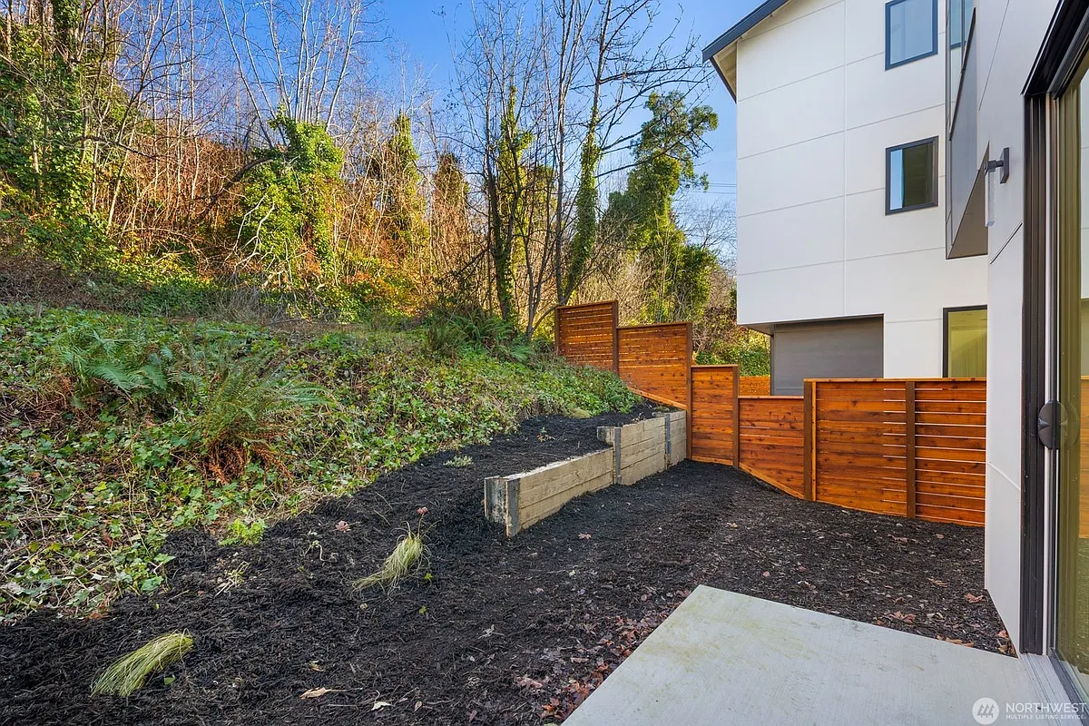 Building Photo - 5246 23rd Ave SW