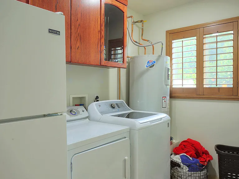 6332 E Earll Dr — Photo 13