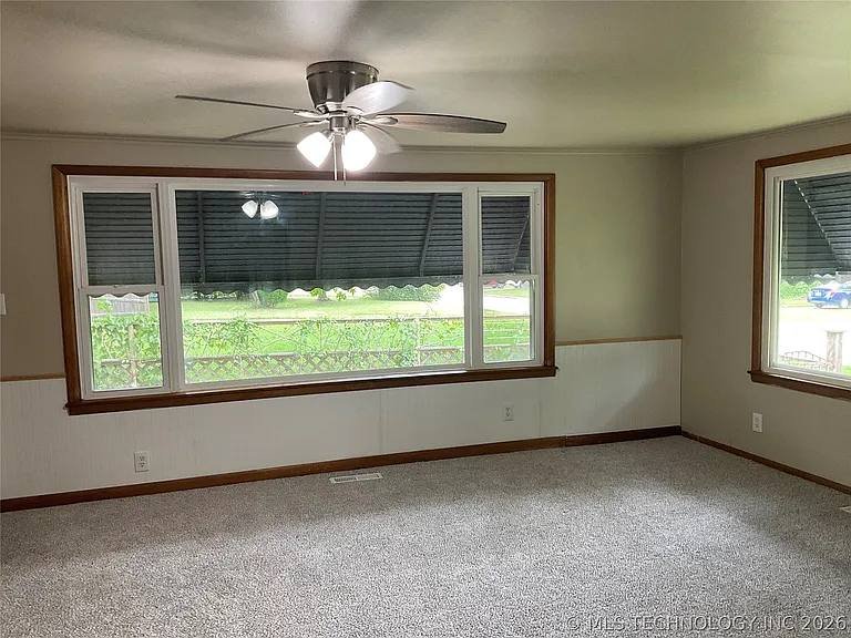 1644 S Knoxville Ave — Photo 5