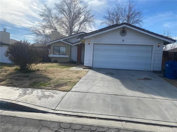 43709 La Paz Ln, Lancaster, CA 93535