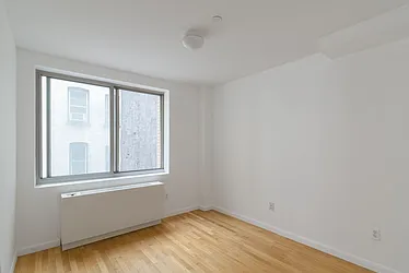 Rented by Bryan L Rozencwaig, LREB