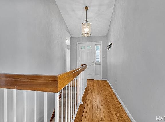 3rd image of 1738 Highview Circle Ct