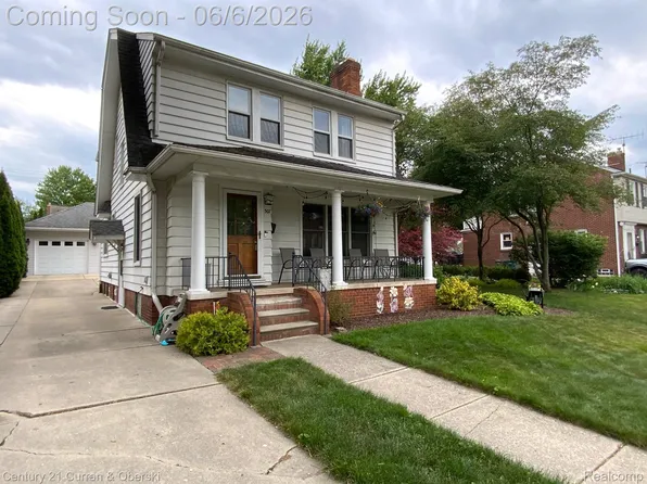 307 Tannahill St, Dearborn, MI 48124
