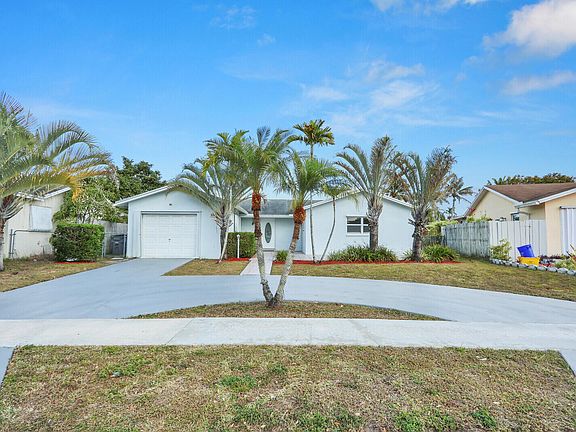 2nd image of 22600 SW 65th Way