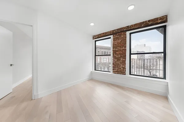 Rented by Compass | media 5