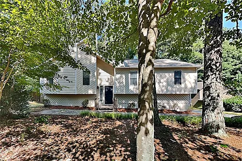 4523 Hickory Grove Dr NW Photo 1