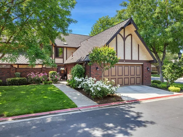 2827 W Compton Ct, Fresno, CA 93711