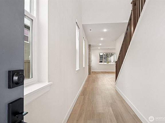 4th image of 7493 86th Drive NE #36