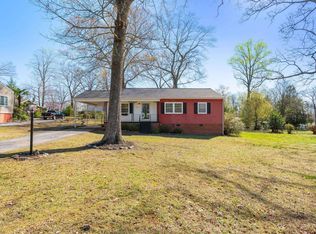 222 Meridian Ave, Taylors, SC 29687