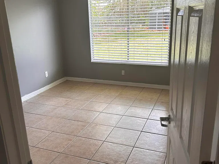 2029 SE Hideaway Cir — Photo 6