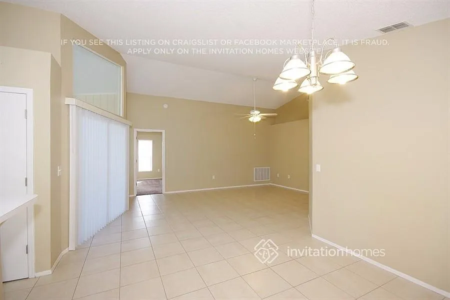 447 Emerald Cove Loop Lakeland, FL 33813 — Photo 2