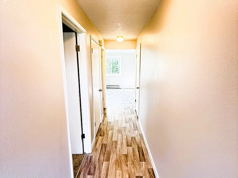 12517 47th Ave SW #1 — Photo 4