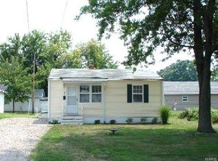 220 W State St, Mascoutah, IL