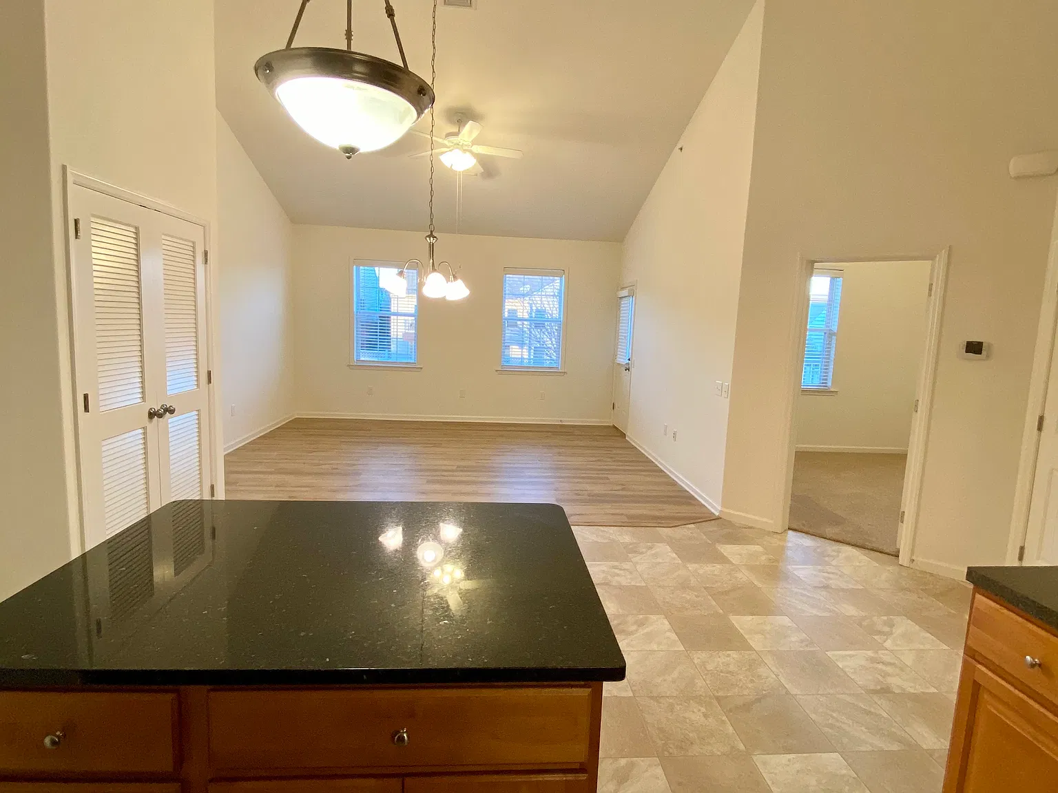 1002 Tumblestone Dr — Photo 2