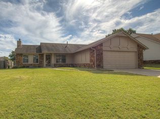4209 W Urbana St, Broken Arrow, OK 74012