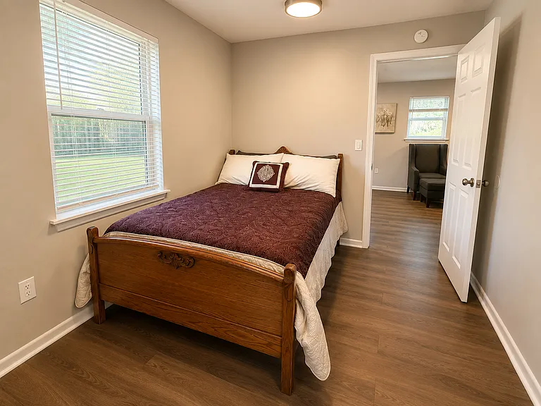 213 N Ann St #6 — Photo 11