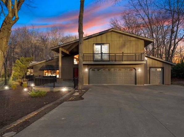 120 Golf View Ln, Washington, IA 52353