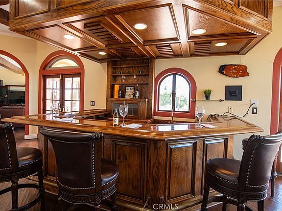 3rd image of 10425 Melvin Ave