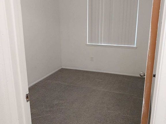 3rd image of 2506 Grade Rd APT 11