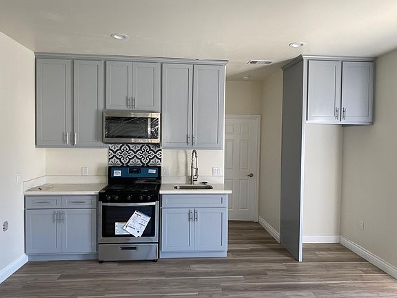 3rd image of 15522 Bonsallo Ave