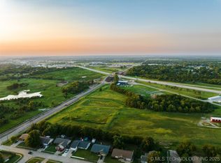 18 S 193rd Ave E, Broken Arrow, OK 74012