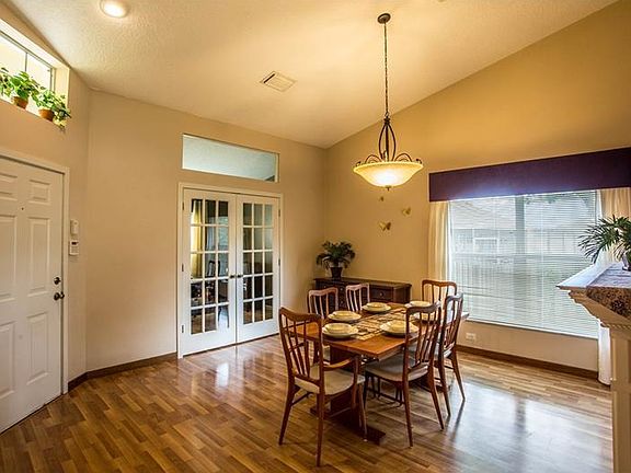 4th image of 1754 Blue Lake Ct