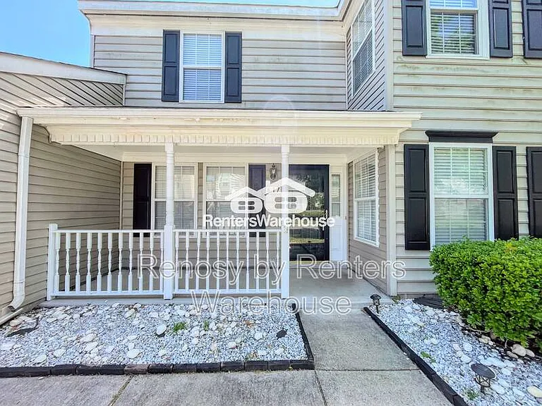 617 Lord Nelson Ct — Photo 3
