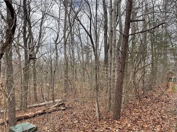 405 Promontory Rdg, Seneca, SC 29672