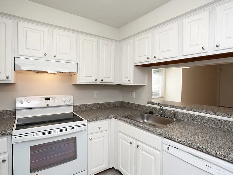 Summitwood Village — Photo 9