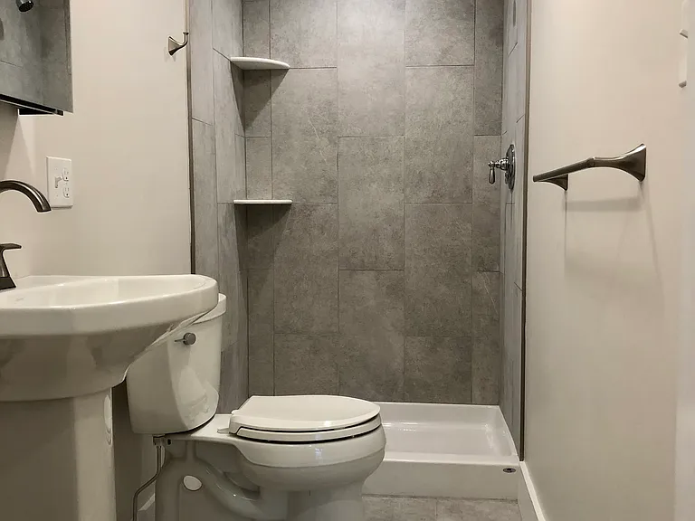 85 Pine St #1 — Photo 13
